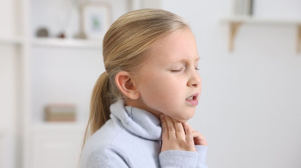 How to Get Rid of a Sore Throat: Effective Remedies and Tips